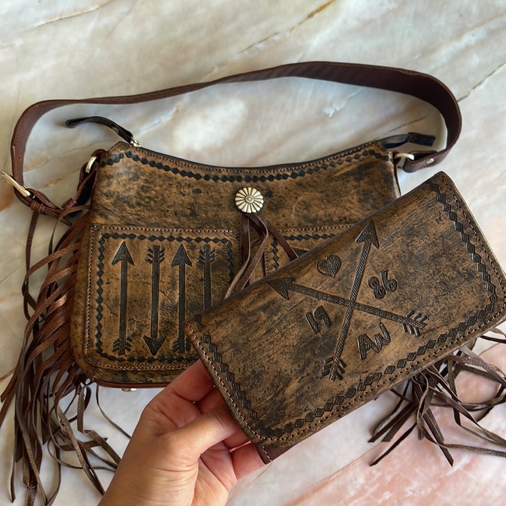 AMERICAN WEST | Cross My Heart Tri-Fold Wallet - Picture 8 of 8